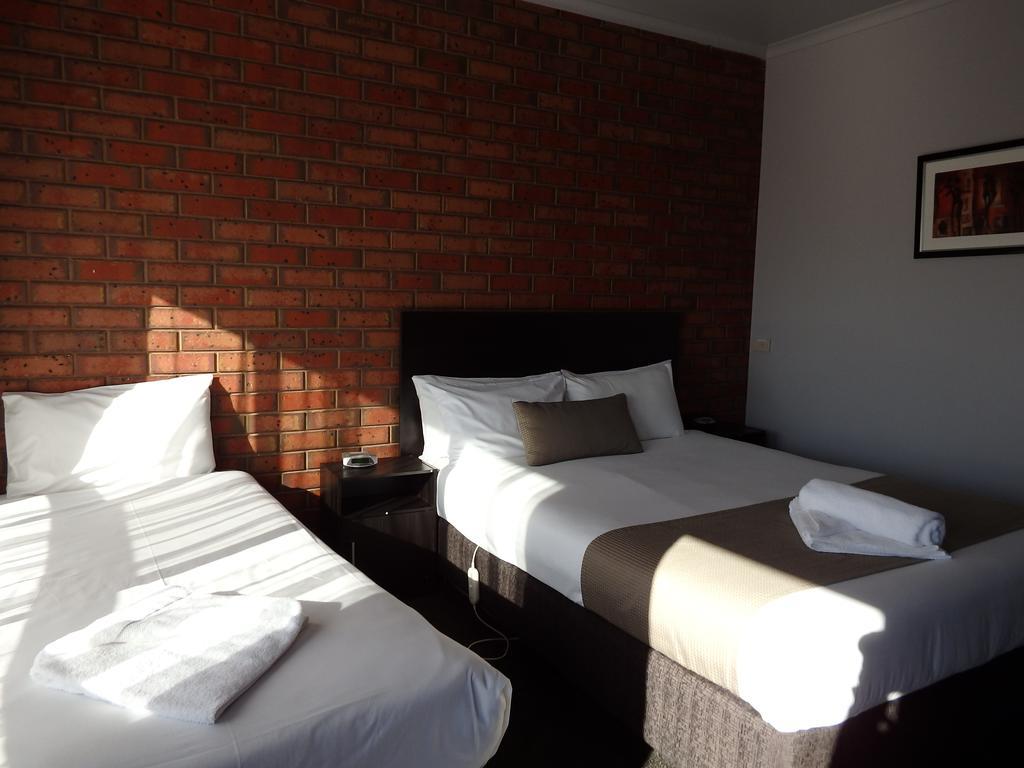 Monte Villa Motor Inn Мелбърн Екстериор снимка