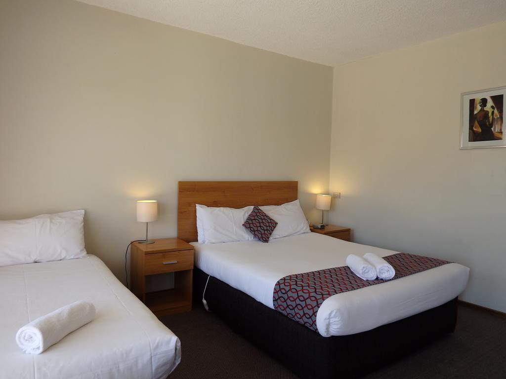Monte Villa Motor Inn Мелбърн Екстериор снимка