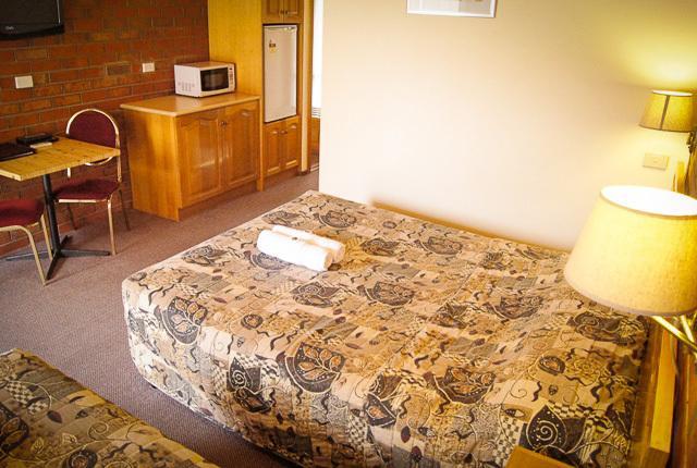 Monte Villa Motor Inn Мелбърн Екстериор снимка